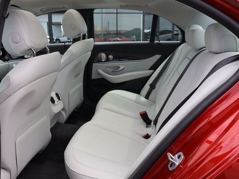 Certified 2023 Mercedes-Benz E 350 4MATIC Sedan image 17