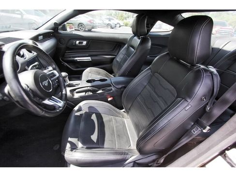 Used 2022 Ford Mustang GT Premium w/ Equipment Group 401A RWD image 10