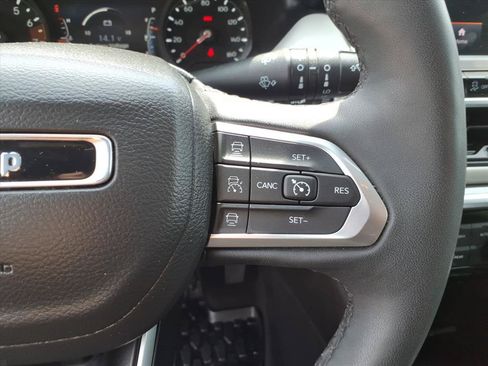 Used 2025 Jeep Compass Limited AWD/4WD image 26