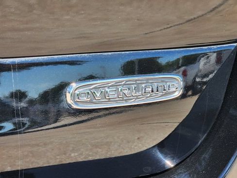 Certified 2022 Jeep Grand Cherokee L Overland AWD/4WD image 13