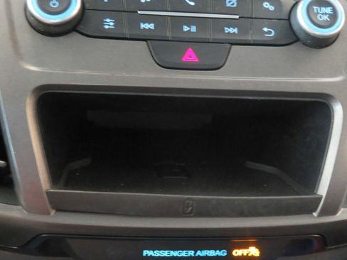 Used 2020 Ford Transit Connect XL image 49