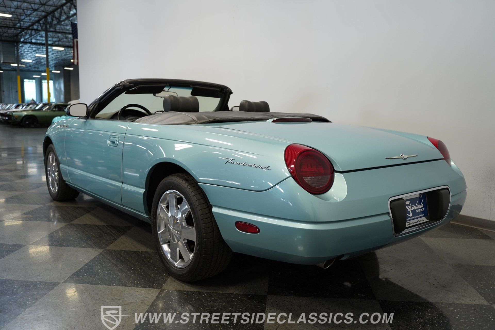 Used 2002 Ford Thunderbird RWD image 10
