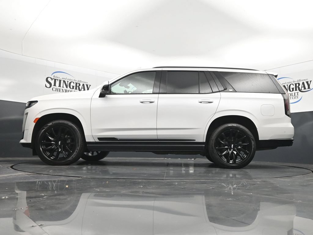 Certified 2022 Cadillac Escalade Sport w/ Touring Package AWD/4WD image 29