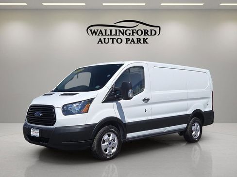 Used 2019 Ford Transit 250 130 Low Roof RWD image 1
