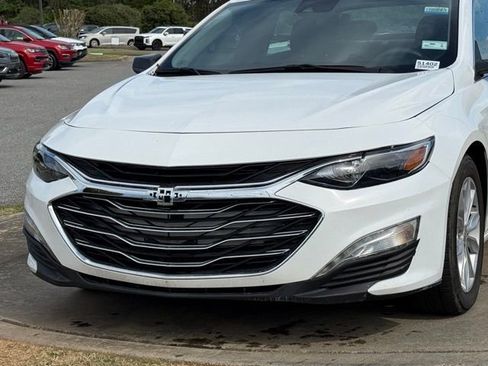 Used 2023 Chevrolet Malibu LT w/ Driver Confidence Package FWD image 10