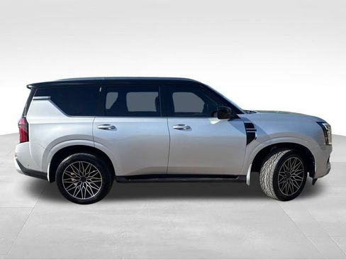 Certified 2026 Nissan Armada SV RWD image 9