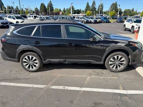 Certified 2025 Subaru Outback Limited AWD/4WD image 4