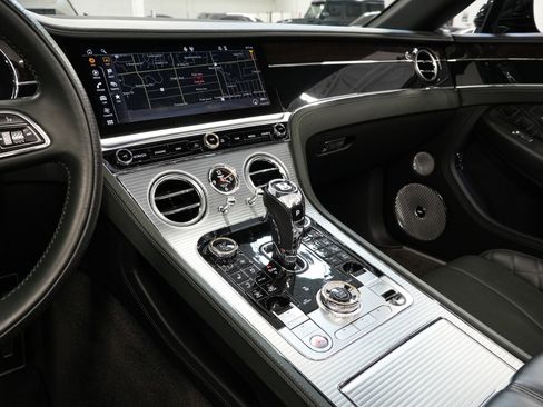 Used 2022 Bentley Continental GT AWD/4WD image 49