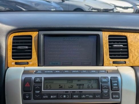 Used 2002 Lexus SC 430 Convertible RWD image 16