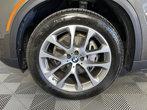 Used 2026 BMW X5 xDrive40i w/ Premium Package AWD/4WD image 9