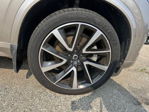 Used 2023 Volvo XC90 B6 Plus w/ Protection Package AWD/4WD image 9