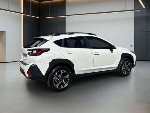 Used 2024 Subaru Crosstrek 2.0i Premium AWD/4WD image 5