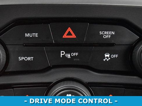 Used 2021 Dodge Challenger R/T w/ Blacktop Package image 15