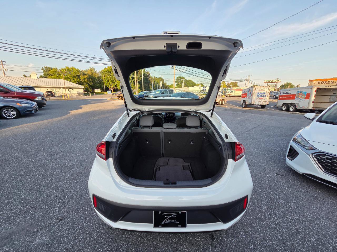 Used 2020 Hyundai Ioniq Blue FWD image 22