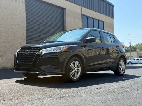 Used 2021 Nissan Kicks S FWD image 39