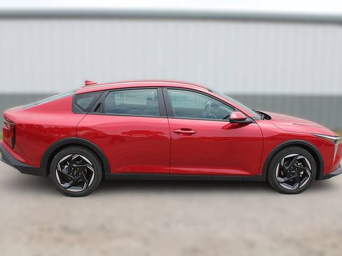 Certified 2025 Kia K4 EX FWD image 5