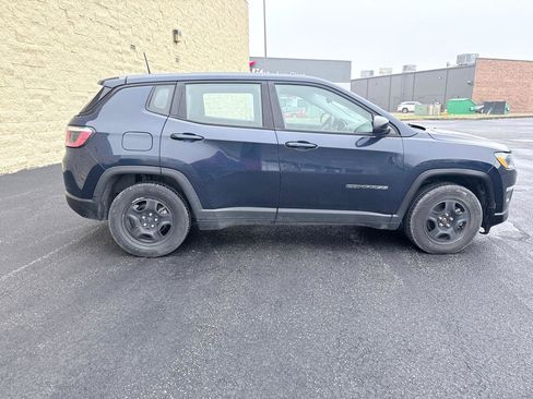 Used 2019 Jeep Compass Sport w/ Tech Group FWD image 6