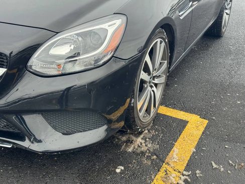 Used 2018 Mercedes-Benz SLC 300 SLC 300 2dr Roadster image 24