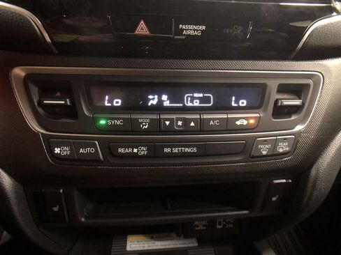 Used 2023 Honda Passport TrailSport image 38