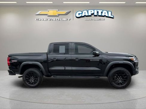 Used 2024 Chevrolet Colorado Trail Boss w/ Technology Package AWD/4WD image 6