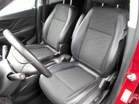Used 2015 Buick Encore Convenience FWD image 10
