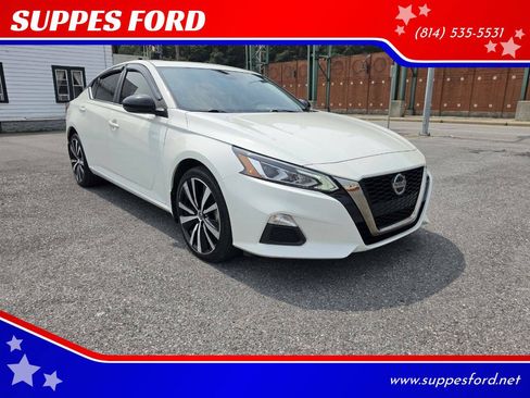 Used 2021 Nissan Altima 2.5 SR w/ SR Premium Package AWD/4WD image 1