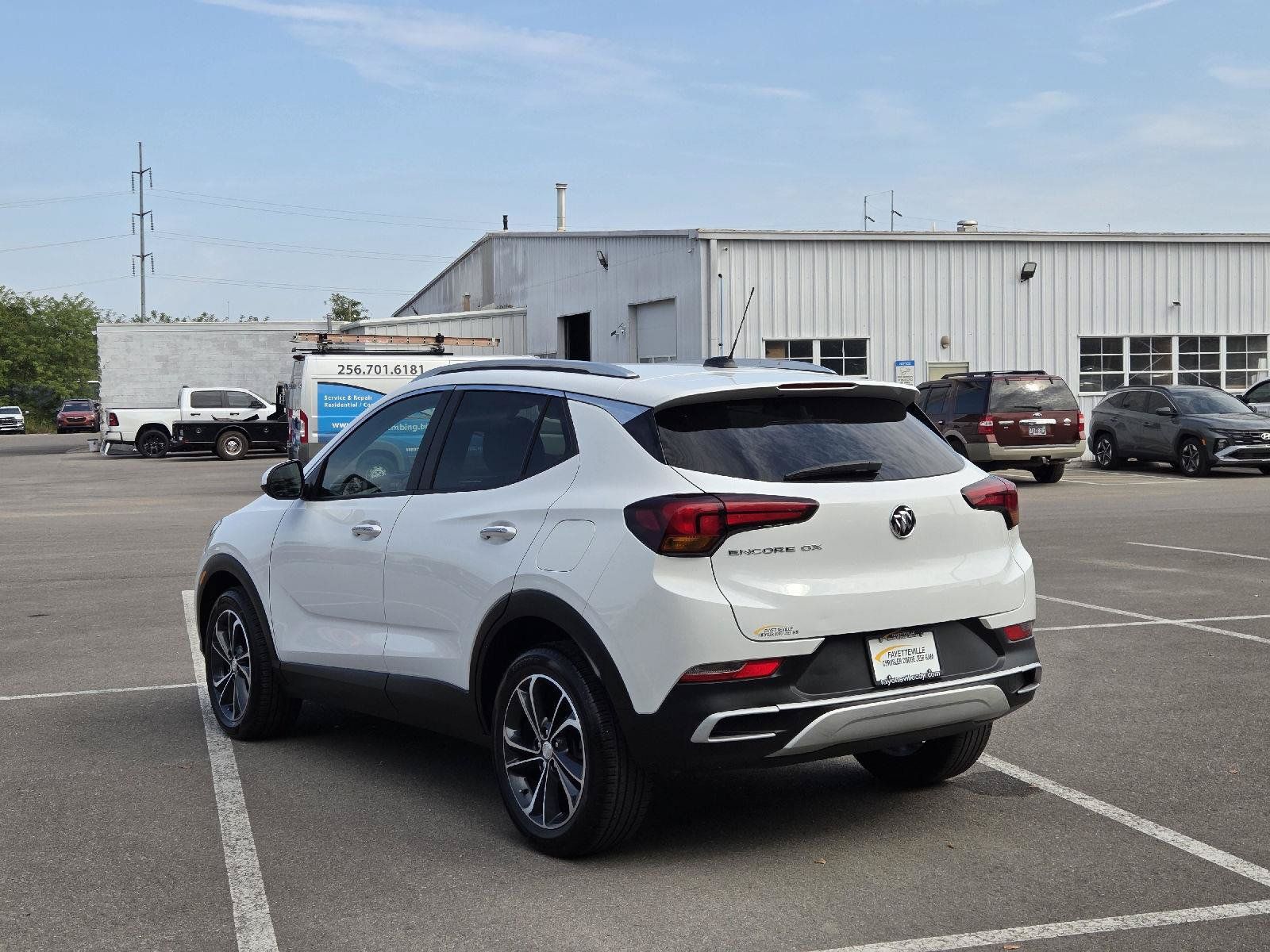 Used 2022 Buick Encore GX Select FWD image 5