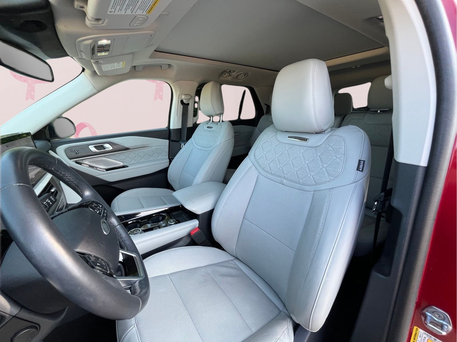 Used 2025 Ford Explorer Platinum w/ Ultimate Package AWD/4WD image 12