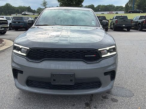 Used 2025 Dodge Durango GT AWD/4WD image 3