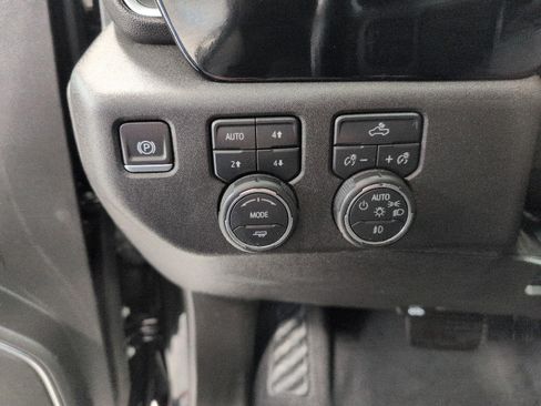 Used 2023 Chevrolet Silverado 1500 RST AWD/4WD image 11