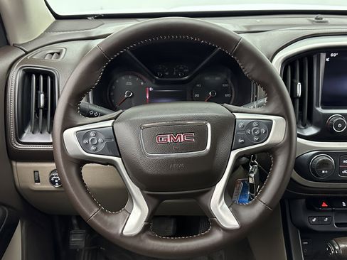 Used 2015 GMC Canyon SLT image 26