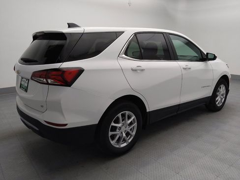 Used 2024 Chevrolet Equinox LT FWD image 10