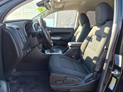 Used 2021 Chevrolet Colorado LT w/ Safety Package image 14