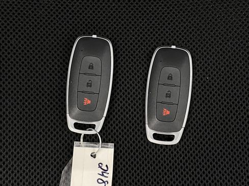 Used 2024 Nissan Kicks SV FWD image 9