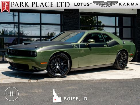 Used 2022 Dodge Challenger R/T w/ T/A Package RWD image 1
