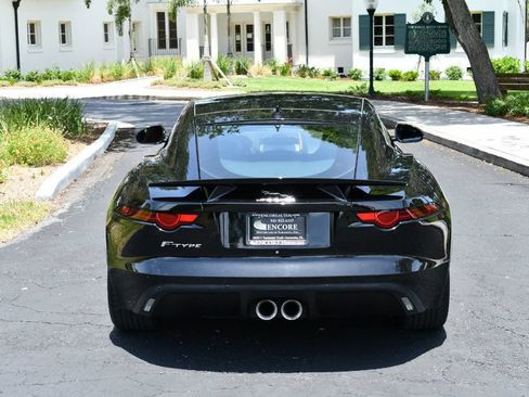 Used 2018 Jaguar F-TYPE Coupe RWD image 5