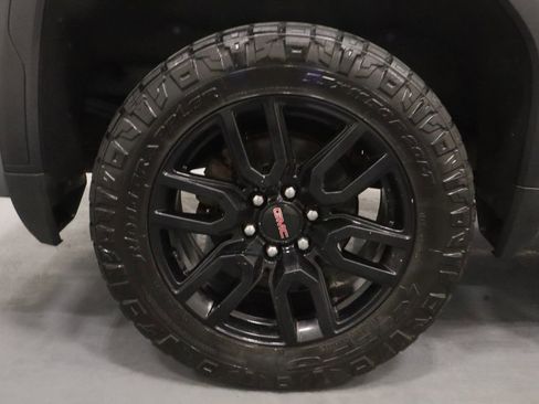 Used 2020 GMC Sierra 1500 Elevation w/ Elevation Value Package AWD/4WD image 27