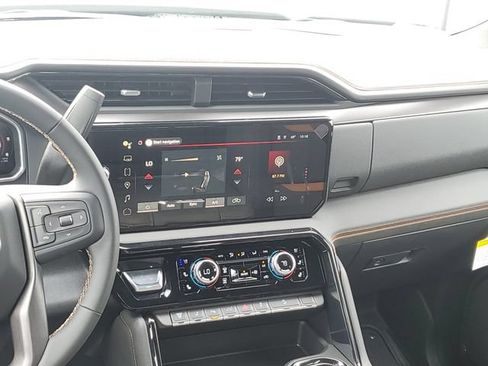 New 2026 GMC Sierra 2500 AT4 w/ Technology Package AWD/4WD image 28