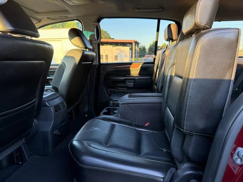 Used 2011 Nissan Armada Platinum w/ 2nd Row Captain Seat Pkg RWD image 21