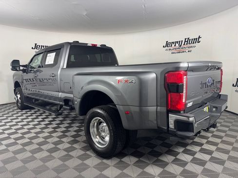 Used 2024 Ford F350 Lariat w/ Lariat Ultimate Package AWD/4WD image 8