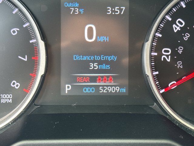 Used 2021 Toyota RAV4 LE AWD/4WD image 18