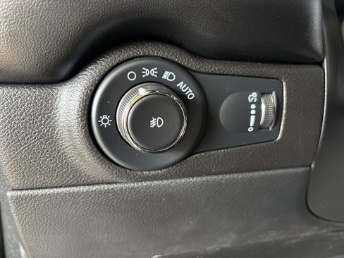 Used 2023 Dodge Durango GT image 13