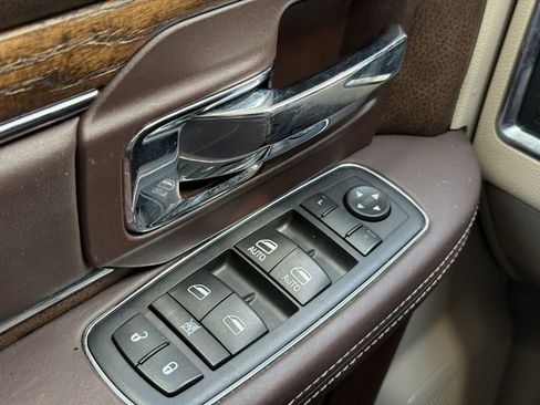 Used 2016 RAM 1500 Laramie Longhorn w/ Convenience Group image 19