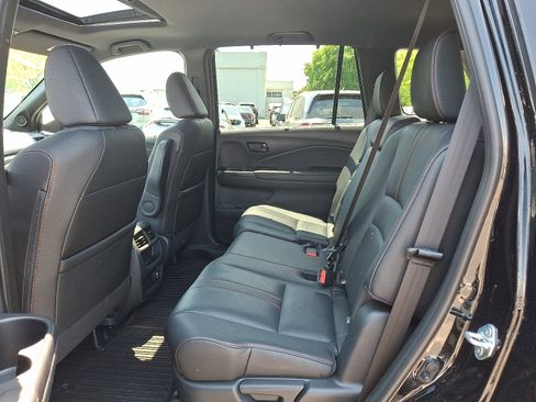 Certified 2023 Honda Passport TrailSport image 10