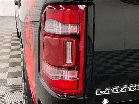 Used 2023 RAM 1500 Laramie AWD/4WD image 32