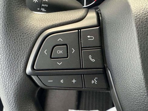 Used 2026 Toyota Sienna LE FWD image 20