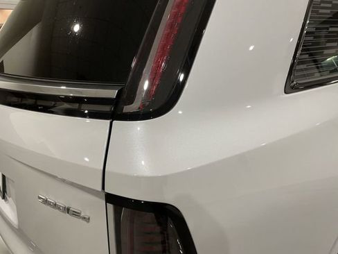 New 2026 Cadillac Vistiq Premium Luxury image 12