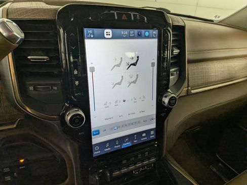 Used 2022 RAM 3500 Limited image 24