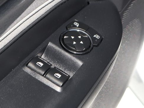 Used 2025 Ford Mustang Coupe RWD image 15