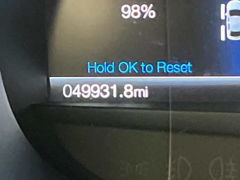 Used 2024 Ford Edge Titanium image 25